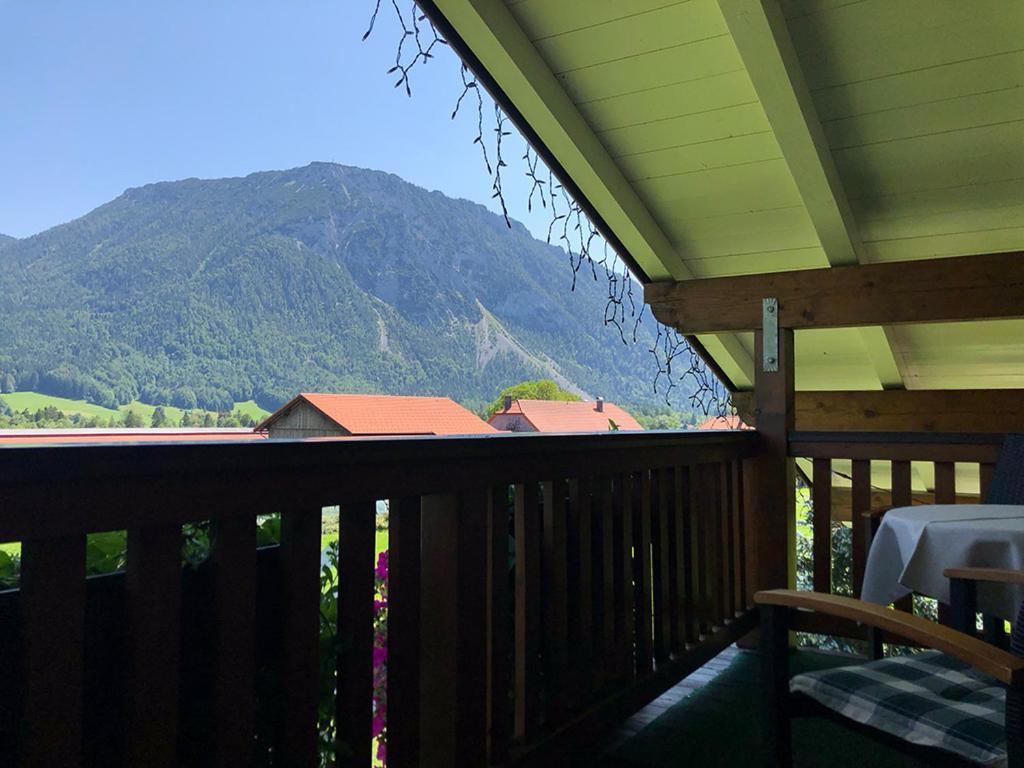 Haus Jaeger Ferienwohnungen Mit Indoor-Pool Inkl. Chiemgaukarte Руполдинг Екстериор снимка