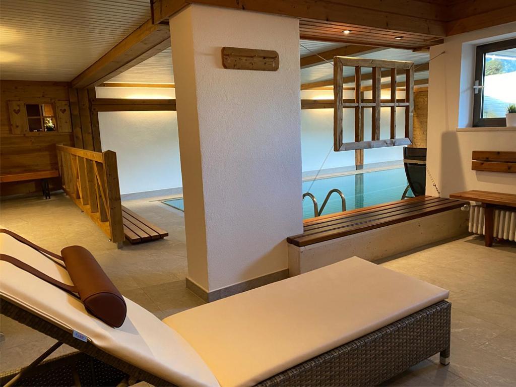 Haus Jaeger Ferienwohnungen Mit Indoor-Pool Inkl. Chiemgaukarte Руполдинг Екстериор снимка