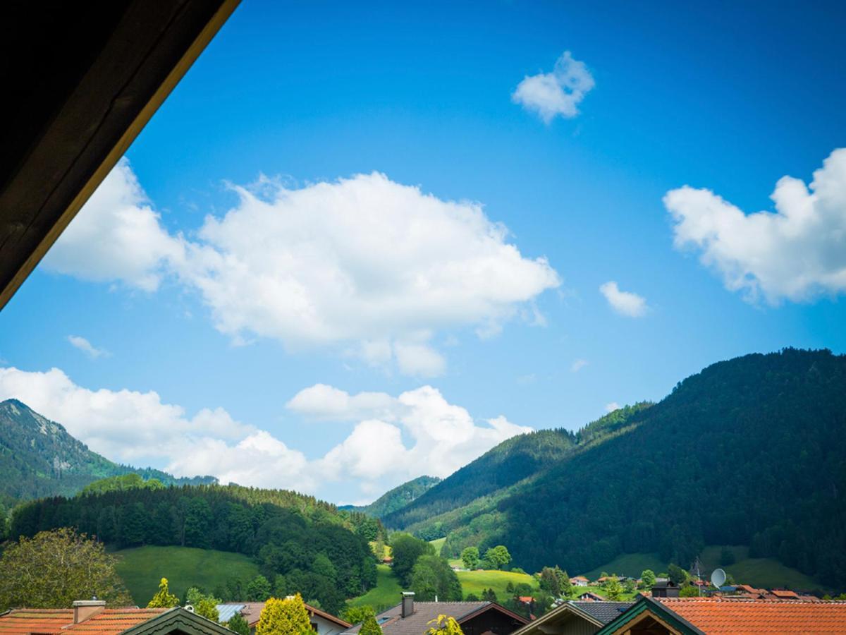 Haus Jaeger Ferienwohnungen Mit Indoor-Pool Inkl. Chiemgaukarte Руполдинг Екстериор снимка