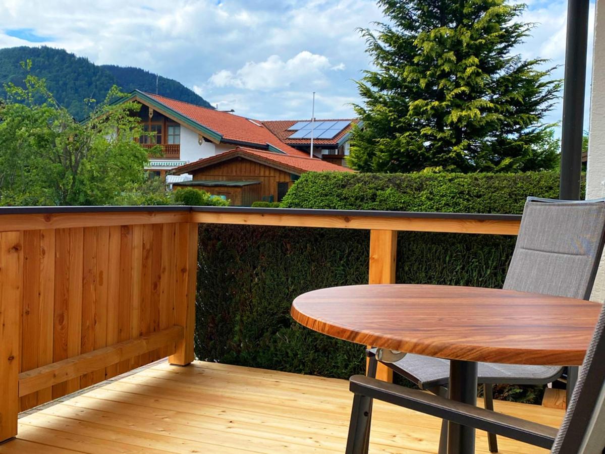 Haus Jaeger Ferienwohnungen Mit Indoor-Pool Inkl. Chiemgaukarte Руполдинг Екстериор снимка